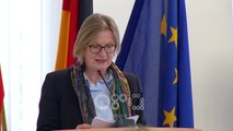 RTV Ora - Ambasadorja Schütz: Situata ekonomike në Shqipëri është përkeqësuar