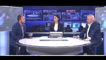 Gazetari Rusta: Grabitësit kishin shishe me benzinë me vete, nuk e dogjën dot furgonin