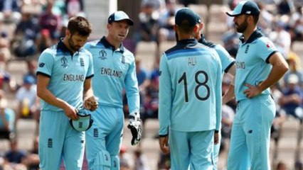 World Cup 2019: Mark Wood injured leaves field with a left foot discomfort | वनइंडिया हिंदी