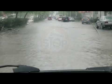 Stop-Nuk eshte Venecia, por Vlora e Rilindur...