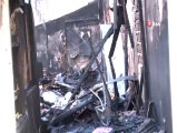 Fikirtepe'de yangının çıktığı evin içi görüntülendi