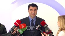 RTV Ora - Basha paralajmëron gjyqtarin dhe prokurorët e dosjes 