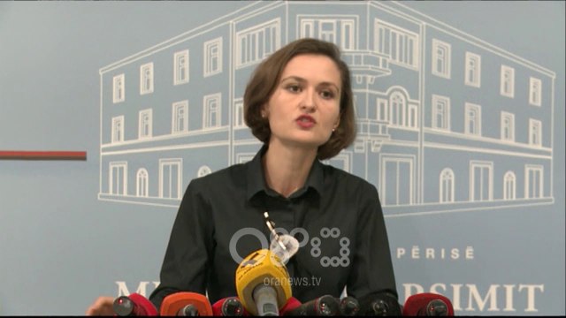 RTV Ora - MAS pezullon rektorin e Universitetit të Tiranës i kërkon Metës shkarkimin