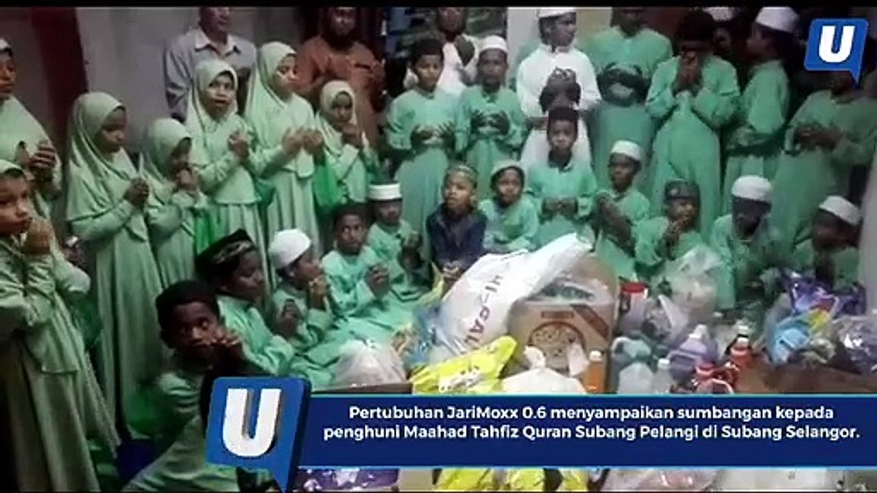 JariMoxx 0.6 menyampaikan sumbangan kepada pelajar Maahad Tahfizul Quran Madrasah Rohingya di Subang Pelangi, Selangor.