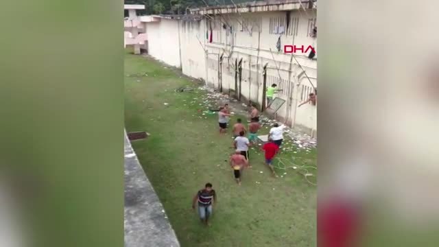 DHA DIŞ - Brezilya'da hapishanede çıkan kavgada 15 mahkum öldü -2