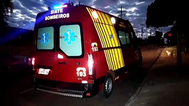 Siate atende homem ferido na Rua Romeu Caponi, no Periolo