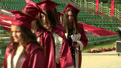 ANKARA'DA MEKTEBIM OKULLARI MEZUNLARINI VERDI