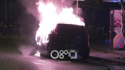 RTV Ora - PD: Makina e djegur dhe plagosja e policëve, skenar i Lleshajt