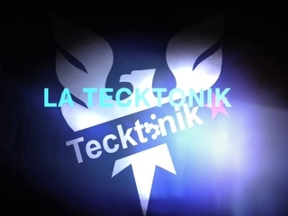 Tecktonik Killer Exclu mondiale de la TCK Parodie Perroquet