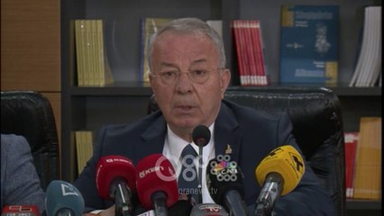 RTV Ora - Dekanët në krah të Besa Shahinit: Pezullimi i Rektorit Koni i vonuar, një seri shkeljesh