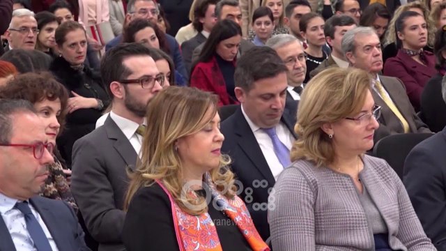 RTV Ora - Grup pune për të ndryshuar ligjin për shërbimin diplomatik