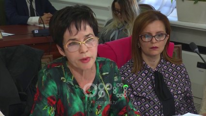 RTV Ora - Shkarkimet e paligjshme nga puna, shqetësim për komisionerin