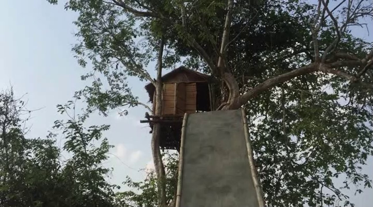 primitive technology Dig To Build Most Amazing swimming pool in front of the house on the tree