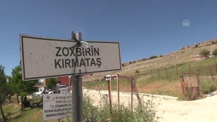 Muhtar ve babası silahlı saldırıda yaşamını yitirdi