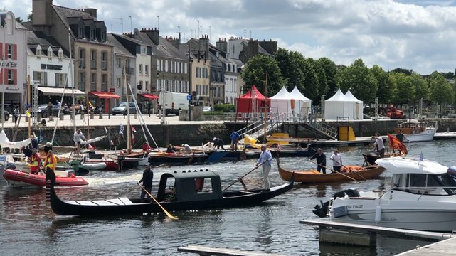 Les bateaux vénitiens arrivée au port de Vannes