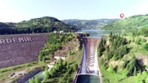 Su seviyesi yüzde 100'e ulaşan Kızılcapınar Barajı havadan görüntülendi