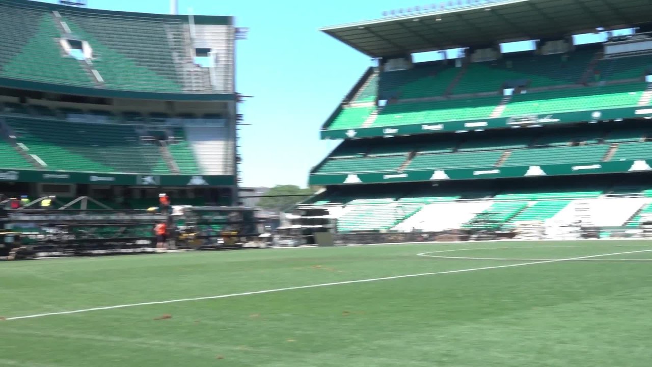 Montaje del escenario para el concierto de Alejandro Sanz