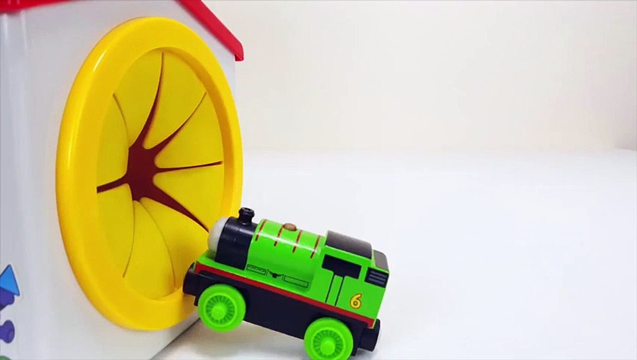 Go into the Box Toys Thomas Chuggington Learn Colors for Kids-BooBooToys