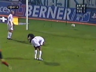 2000-2001 But égalisation de Tasfaout à Auxerre 2-2   90e