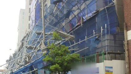 [날씨] 남부해안 '태풍급 강풍'...피해 속출 / YTN