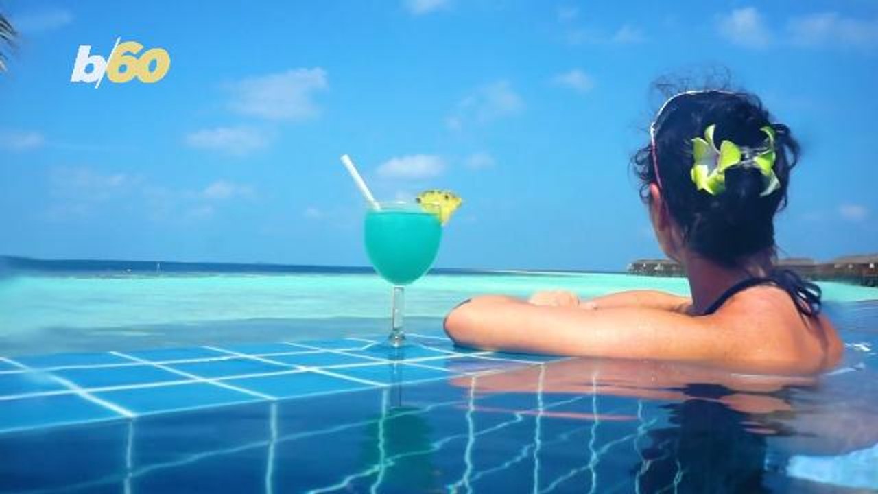 Poll: Three in 10 Adults Haven't Swam in More Than Ten Years