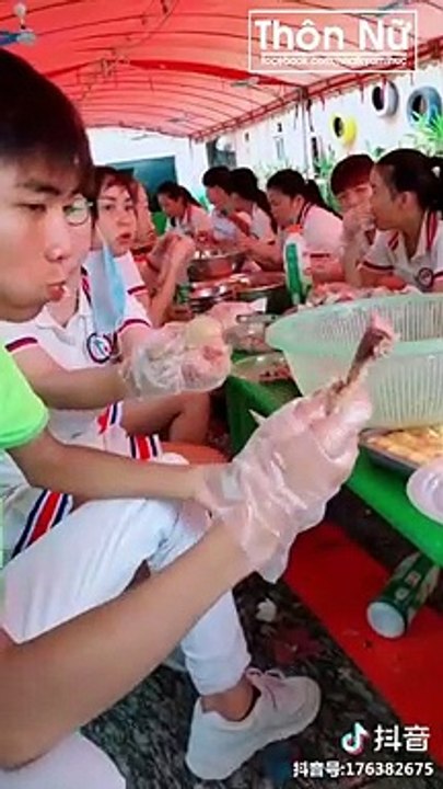 Thôn nữ