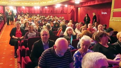 - Genç Türk Bestekar, Notre Dame İçin Konser Verdi