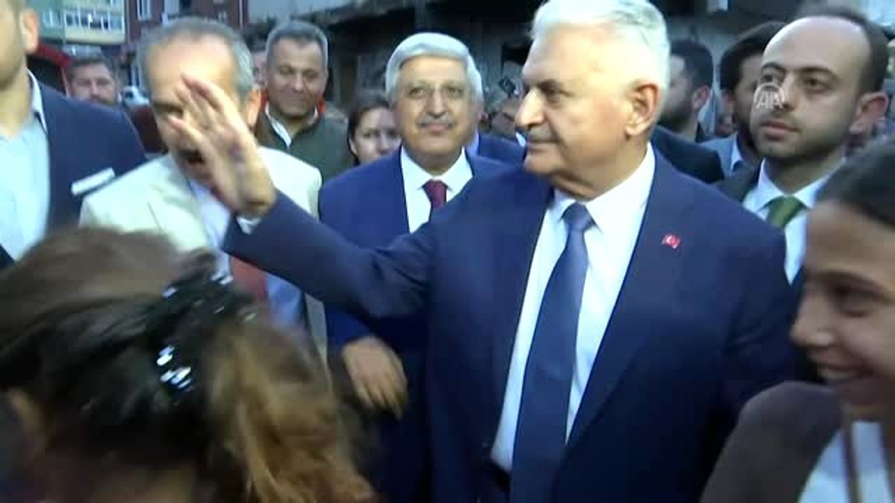 Binali Yıldırım, "Geleneksel Roman İftarı"na katıldı