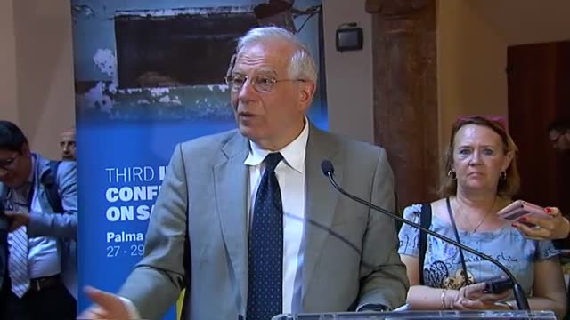 Borrell sobre Puigdemont: Hay procedimientos establecidos que si se siguen estará en el Europarlamento o no