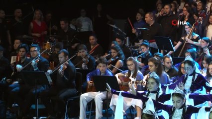 Bin kişilik dev öğrenci korosundan Milli Mücadele'nin 100. yılına özel gece