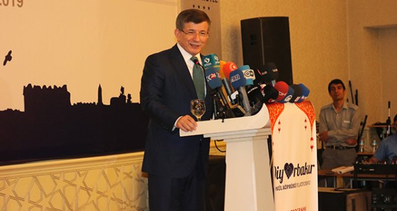 Ahmet Davutoğlu "Parti Kuracak mısınız?" Sorusuna Yanıt Verdi