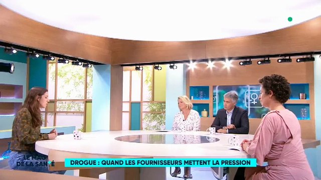 Selon une spécialiste, les dealers utilisent maintenant les mêmes méthodes que... les supermarchés et font des promotions sur leurs produits ! Regardez