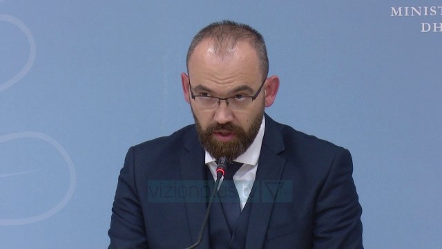 14 mijë bare e restorante në lupën e tatimeve - News, Lajme - Vizion Plus