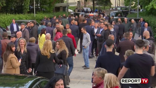 Report TV -Basha: Nuk do lejojmë zhvillimin e zgjedhjeve! Dialog vetëm me largimin e Ramës