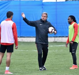 BB Erzurumspor'da Hamza Hamzaoğlu ile yollar ayrıldı