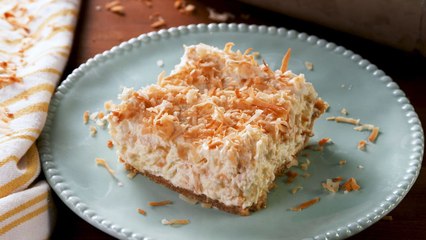 We Don't Want To Wake Up From This No Bake Pineapple Dream Cheesecake