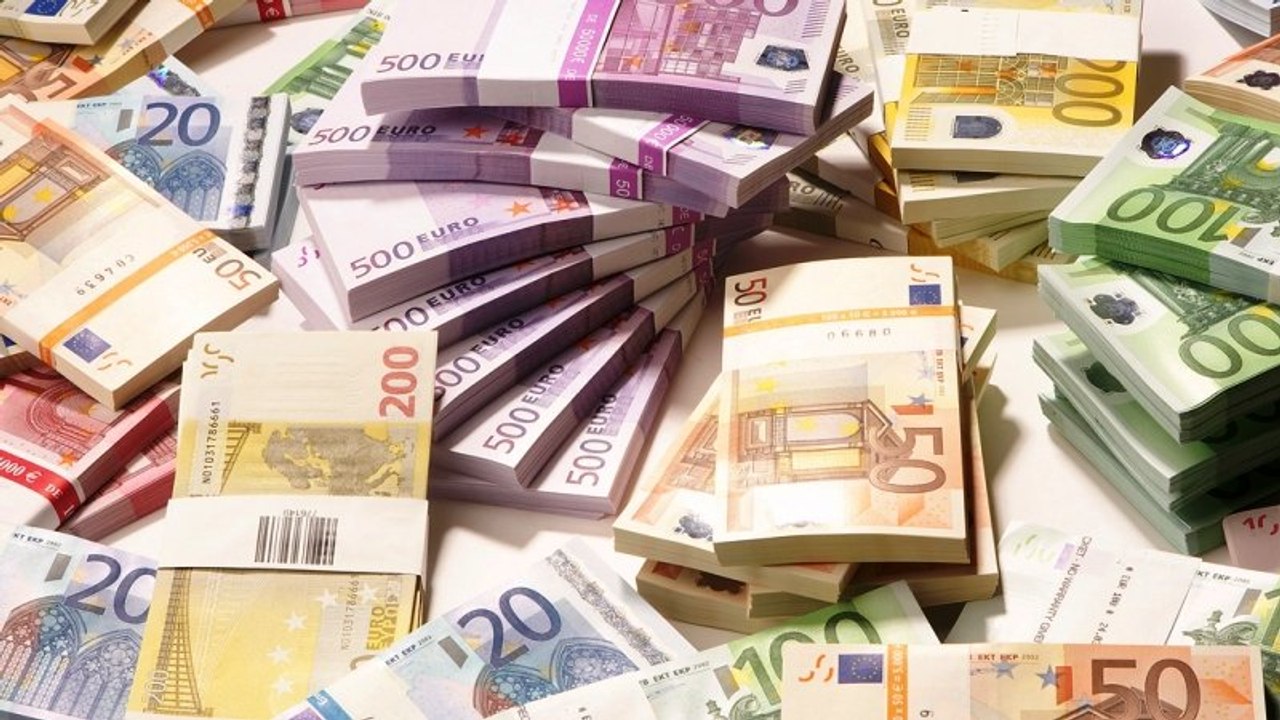 La Policía Nacional detiene a varios futbolistas por supuesto amaño de partidos