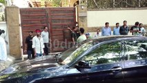 Shahrukh, Sanjay Dutt and Other Visit Ajay Devgan Home : Veeru Devgan Died