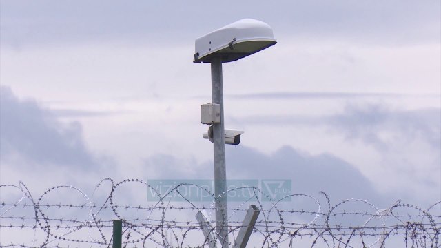 Grabitja në Rinas, zbardhen 4 emrat e të ndaluarve - News, Lajme - Vizion Plus