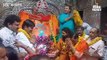 ब्राह्मण समाज ने खजराना मंदिर में अर्पित किए कमल के फूल