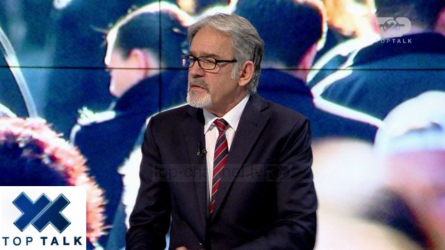 Top Talk/ Pastori: Politikanët, hipokritë dhe mjeshtra të artikulimit të fjalëve të besimit