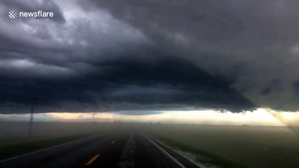 Hail fog on Nebraska highway creates crazy visual effect
