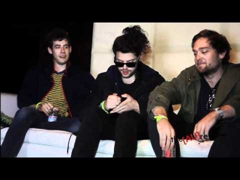 Los Angeles: Pets With Pets (Melbourne) - In Conversation with the AU review at The Aussie BBQ.