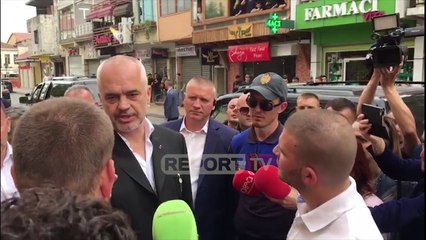 Télécharger la video: Rama- studentëve të Shkodrës: 45 ditë kohë për t'i zgjidhur kërkesat tuaja