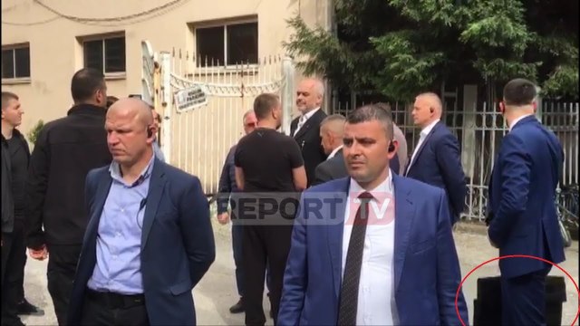Vizita e Ramës në Shkodër, Garda pajiset me valixhe mbrojtëse speciale?!