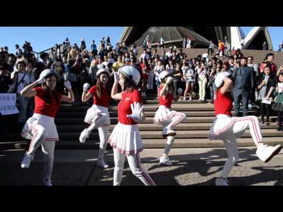 Crayon Pop Performs Dancing Queen at Sydney Opera House
