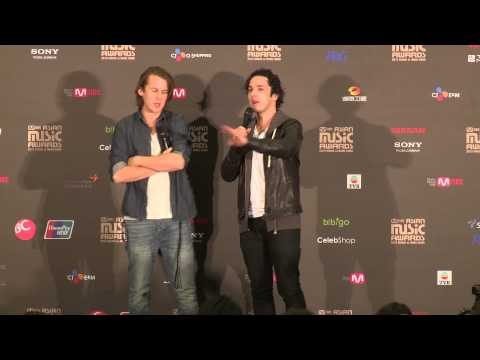 Ylvis MAMA 2013 Press Conference