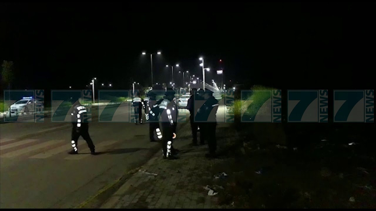 KAMEZ, MAKINA DEL NGA RRUGA, DY TE VDEKUR E DY TE PLAGOSUR - News, Lajme - Kanali 7