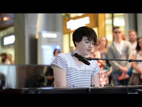 LIVE: Megan Washington Performs To Or Not Let Go at Westfield Sydney