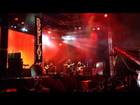 The Vaccines Dream Lover - New Song live at Clockenflap in Hong Kong